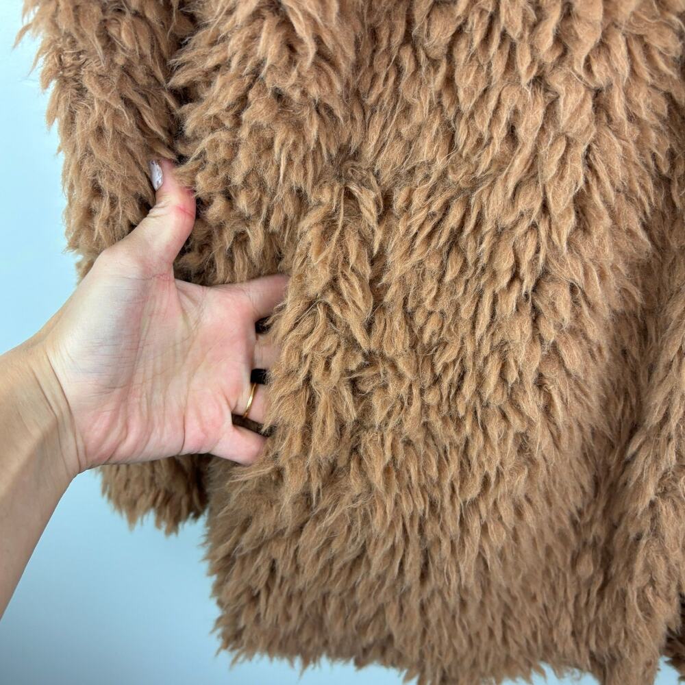 BB Dakota x Steve Madden Faux Fur Coat — “What’s the Fuzz About” Oversized M - Picture 5 of 9